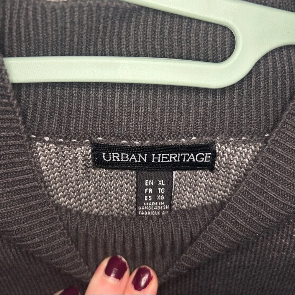 Urban Heritage Charcoal Sweater with Cream Bow - Picture 5 of 6